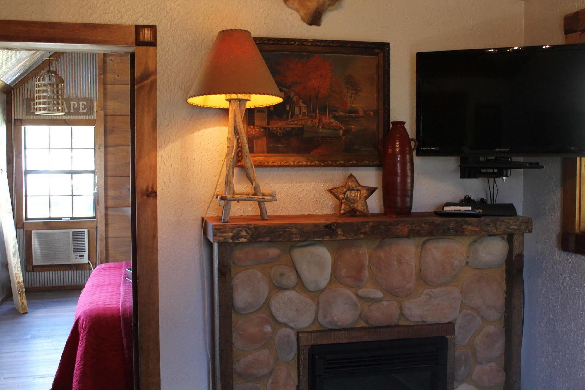 Bear Creek Lodge Cabin Resort Reeds Spring エクステリア 写真